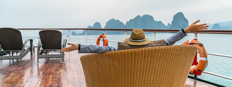Udsigten fra bden i Halong Bugten